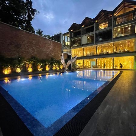 Hotel Grand Amanee Ratnapura Ngoại thất bức ảnh